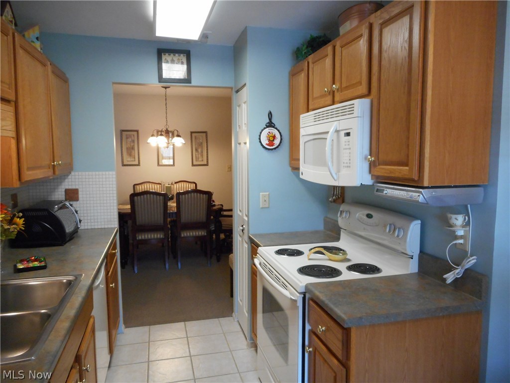Silver Lake Towers Condo - Residential