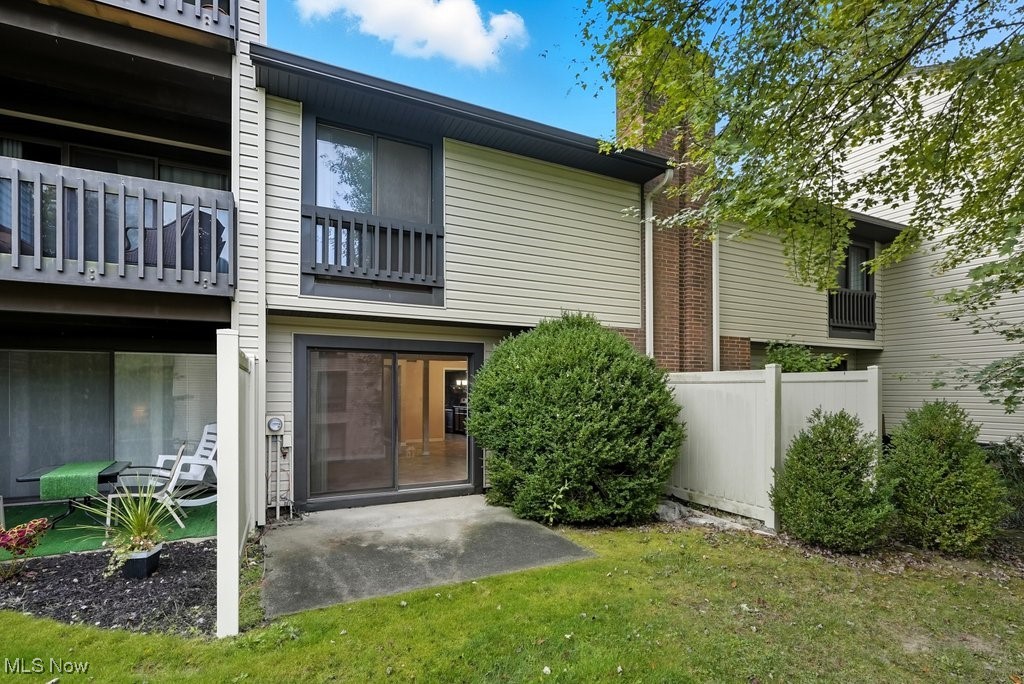 Oak Knolls Condo - Residential