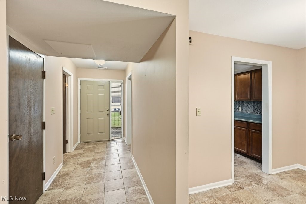Oak Knolls Condo - Residential