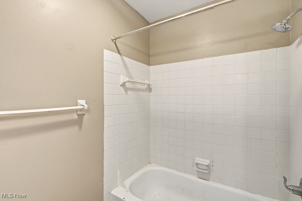 Oak Knolls Condo - Residential