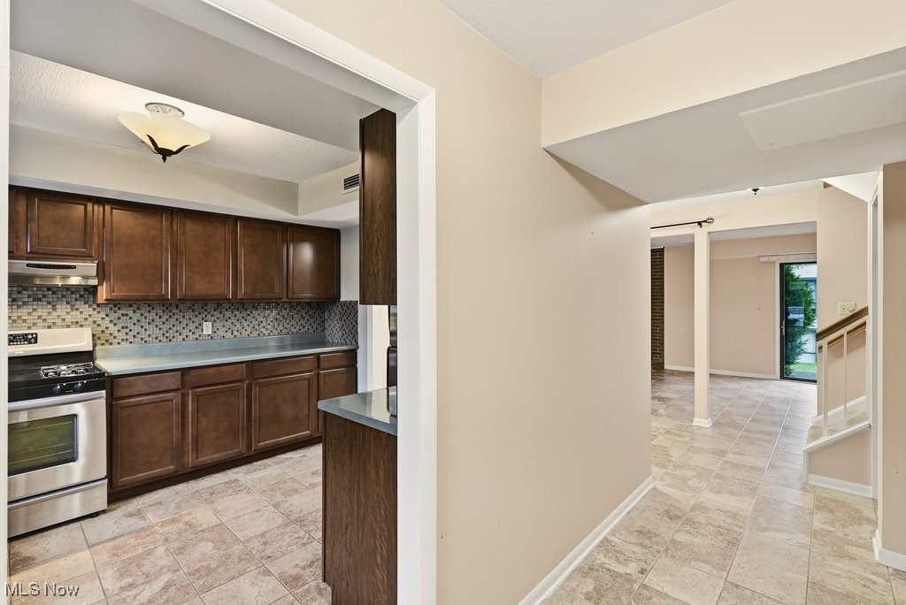 Oak Knolls Condo - Residential
