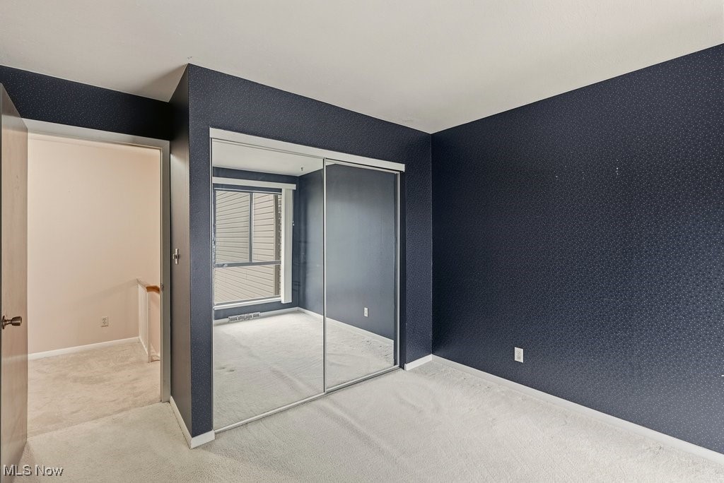 Oak Knolls Condo - Residential