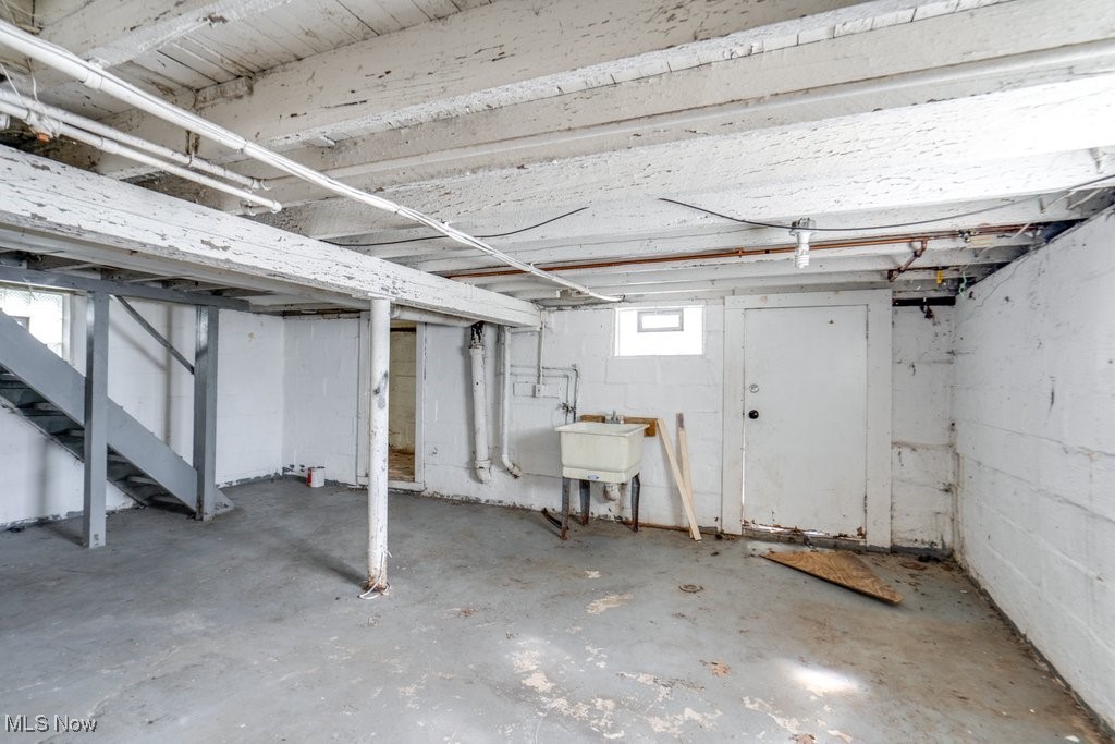 Mattie B & James F Leonards S - Residential