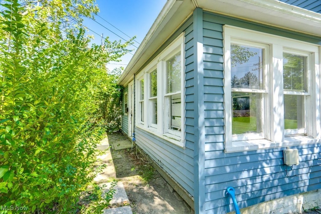 Mattie B & James F Leonards S - Residential