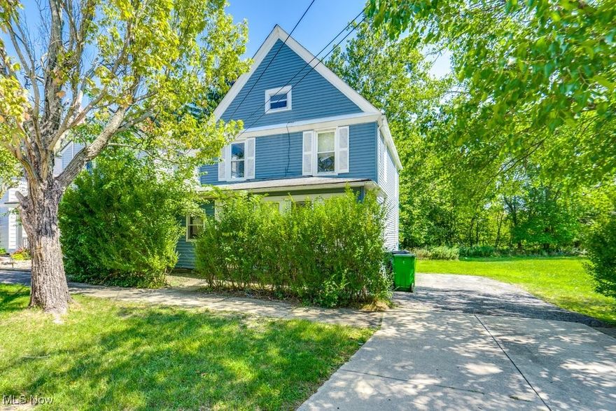 3-bedroom, 1-bathroom, 1232 square foot property with a furnace and hot water tank from 2021. Newer siding. Dry basement. No issues with the roof. The refrigerator, dishwasher, and stove transfer with the property. The house has not been occupied since early 2024, when a tenant moved out. Pictures were taken on 8/23/2024 and accurately represent the current condition of the property. A virtual tour is also available. Call, text, or email the listing agent anytime of day. Expect a one-day delay for responses to communications sent on Fridays after around 11:00am.
