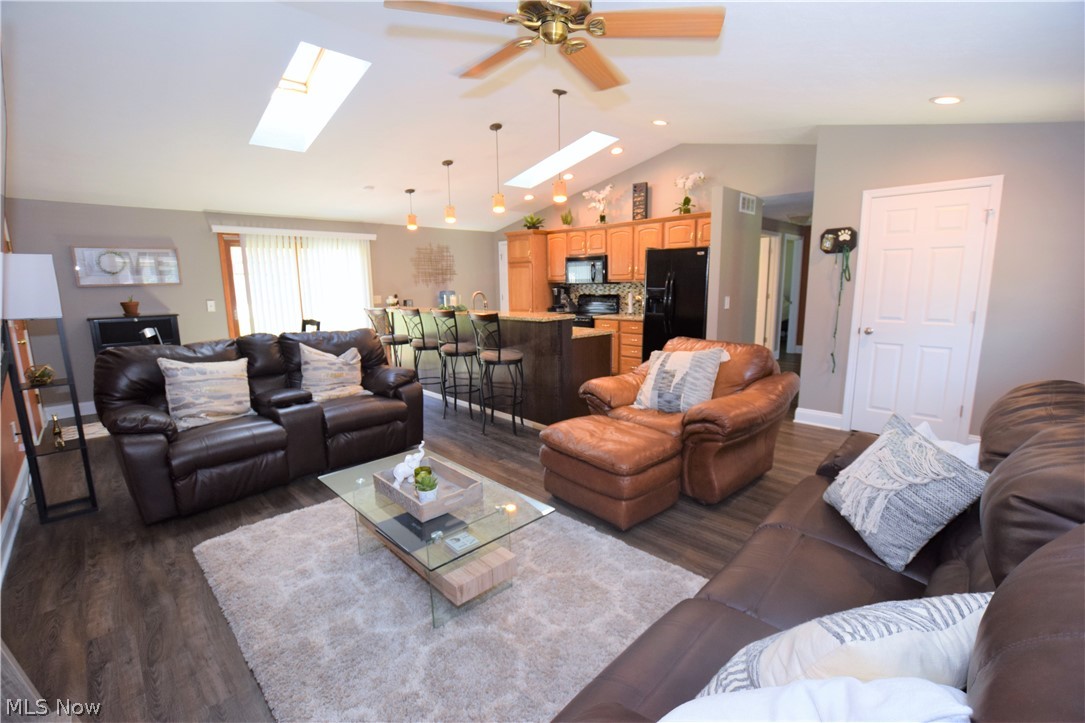 Green Meadows Estates #4 - Residential