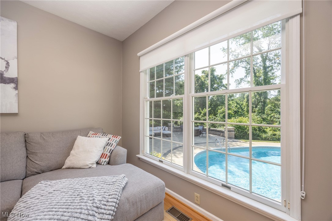 Pine Mdws Ph 02 - Residential