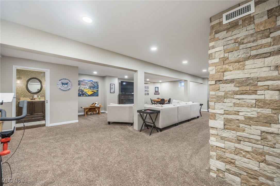 Pine Mdws Ph 02 - Residential