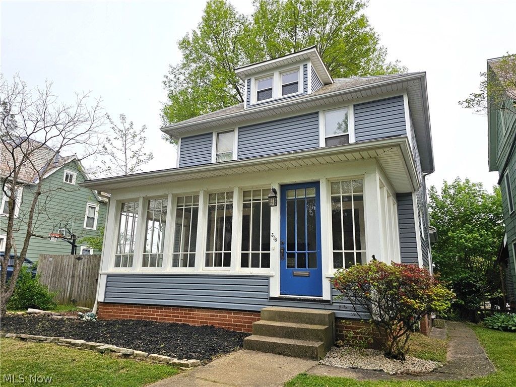 Photo of 316 Oakwood Avenue, Marietta, OH 45750 (MLS # 5205779)