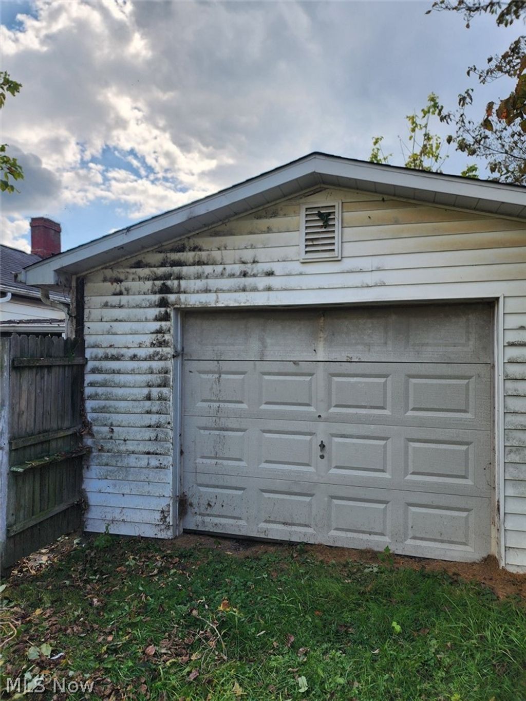 Photo of 200 Central Avenue, Tiltonsville, OH 43963 (MLS # 5205787)