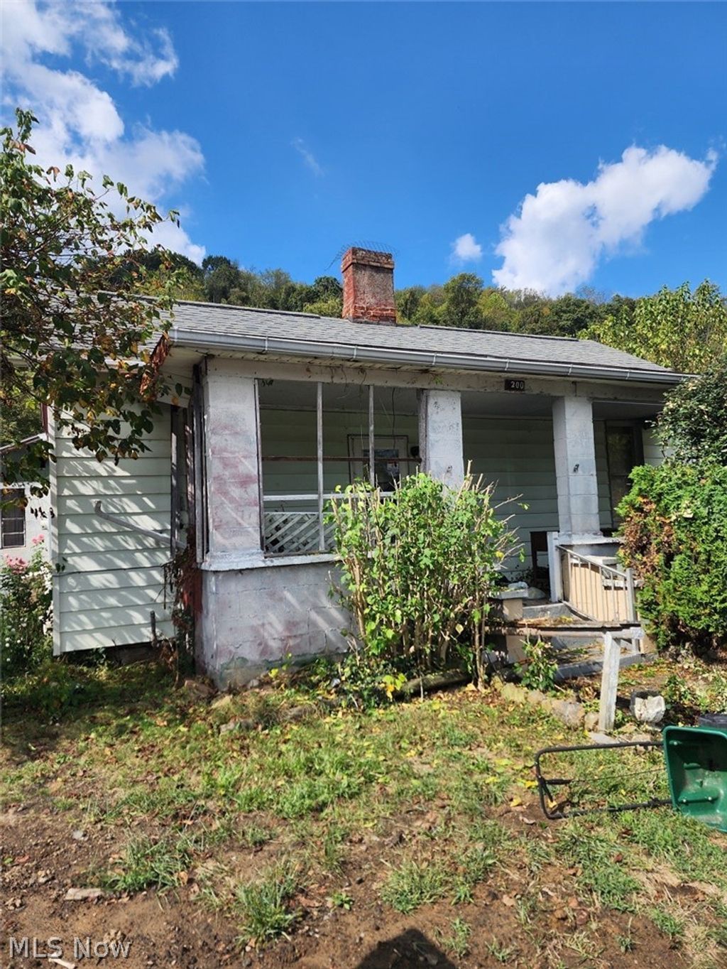 Photo of 200 Central Avenue, Tiltonsville, OH 43963 (MLS # 5205787)