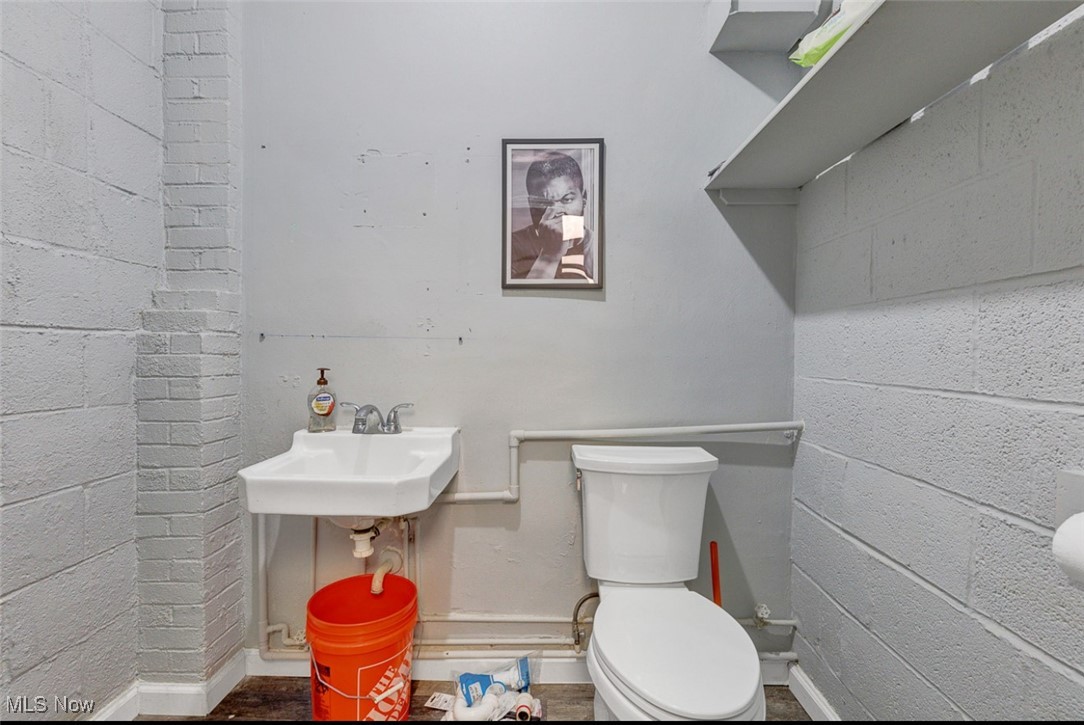 Euclid Lawn - Commercial Sale