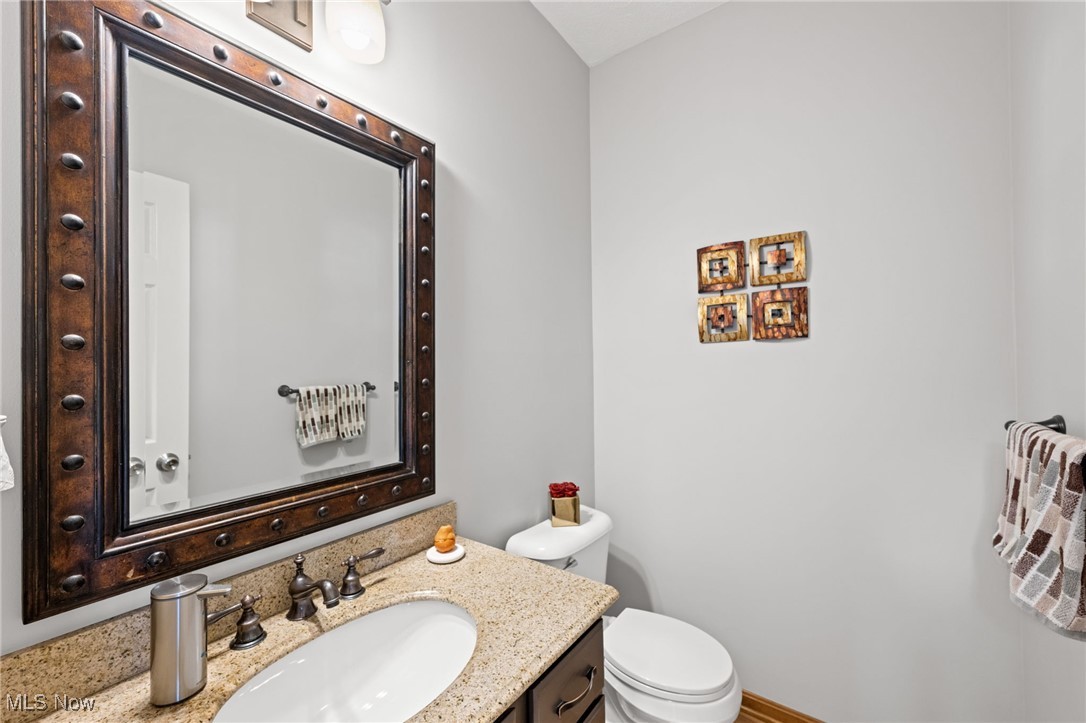 8638 Graham Circle, Olmsted Falls, Ohio image 15