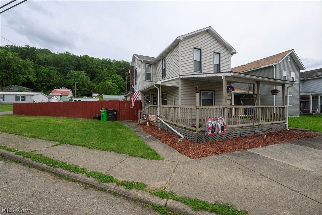 544 E High Street