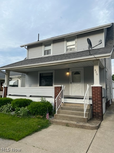 Nice solid 3 bedroom home with 1 full bath and 1/2 bath in the basement. Original hardwood floors/woodwork. Vinyl sided / vinyl windows . Roof new within approx last 3 years. Appliances stay with the property. New water tank within approx last 2 years. Newer furnace/central air within approx last 5 years.