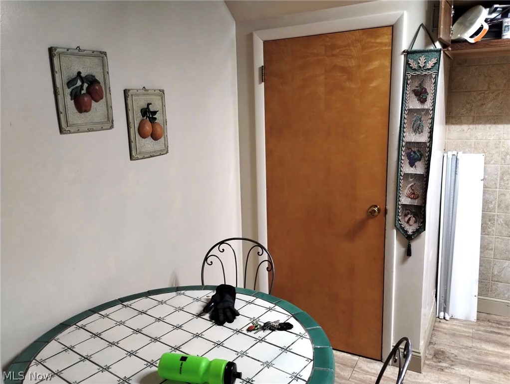 Basil Simms Add - Residential