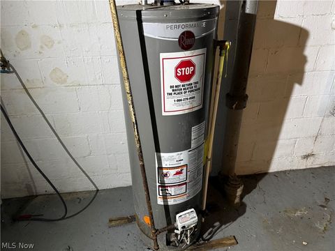 Tiny photo for 603 15th Street NE, Canton, OH 44714 (MLS # 5188000)