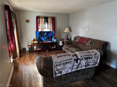 Tiny photo for 603 15th Street NE, Canton, OH 44714 (MLS # 5188000)