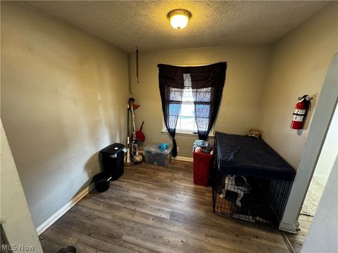 Tiny photo for 603 15th Street NE, Canton, OH 44714 (MLS # 5188000)