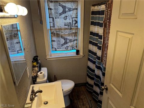 Tiny photo for 603 15th Street NE, Canton, OH 44714 (MLS # 5188000)