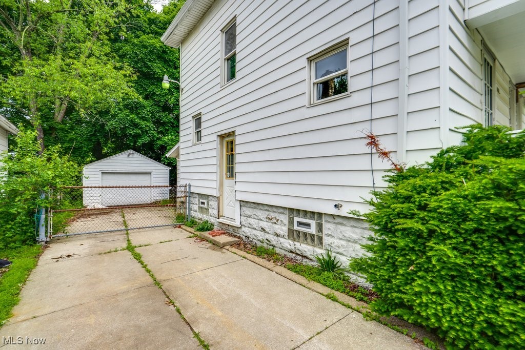 1866 17th Street, Akron, Ohio image 34