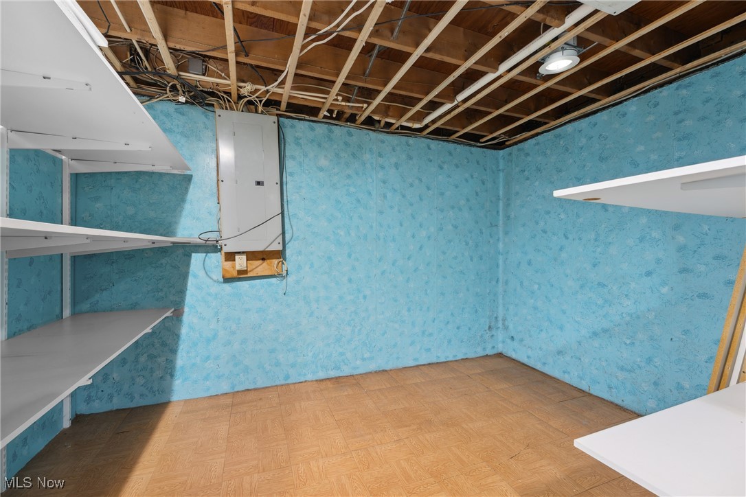 561 Carver Street, Massillon, Ohio image 24
