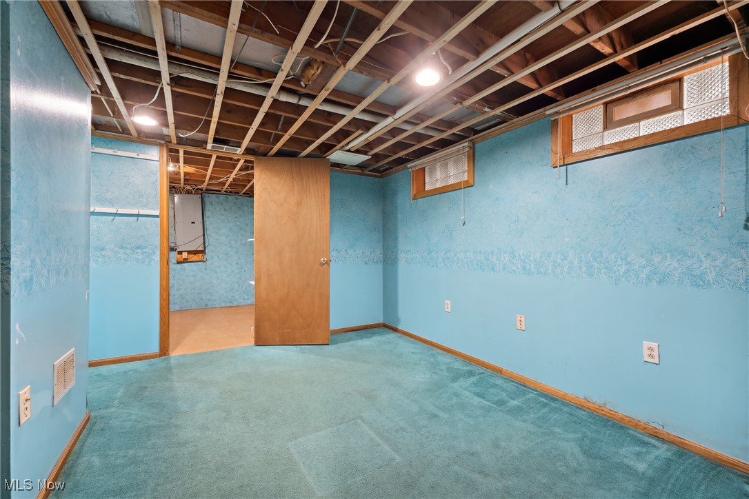 561 Carver Street, Massillon, Ohio image 22
