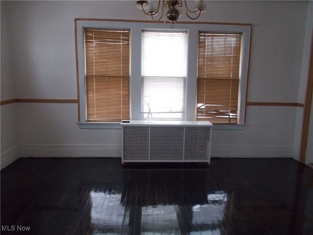 Cleveland Heights Blvd - Residential