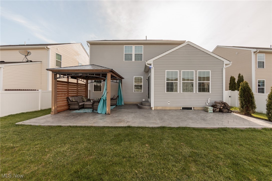 9071 Stonegate Circle, North Ridgeville, Ohio image 50