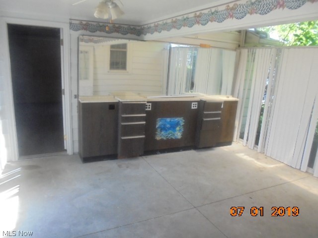 Highland Blvd - Residential