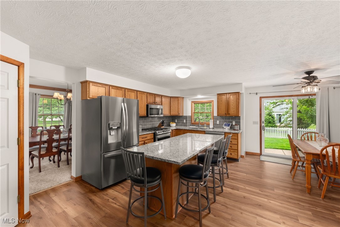8373 Forest View Drive, Olmsted Falls, Ohio image 25