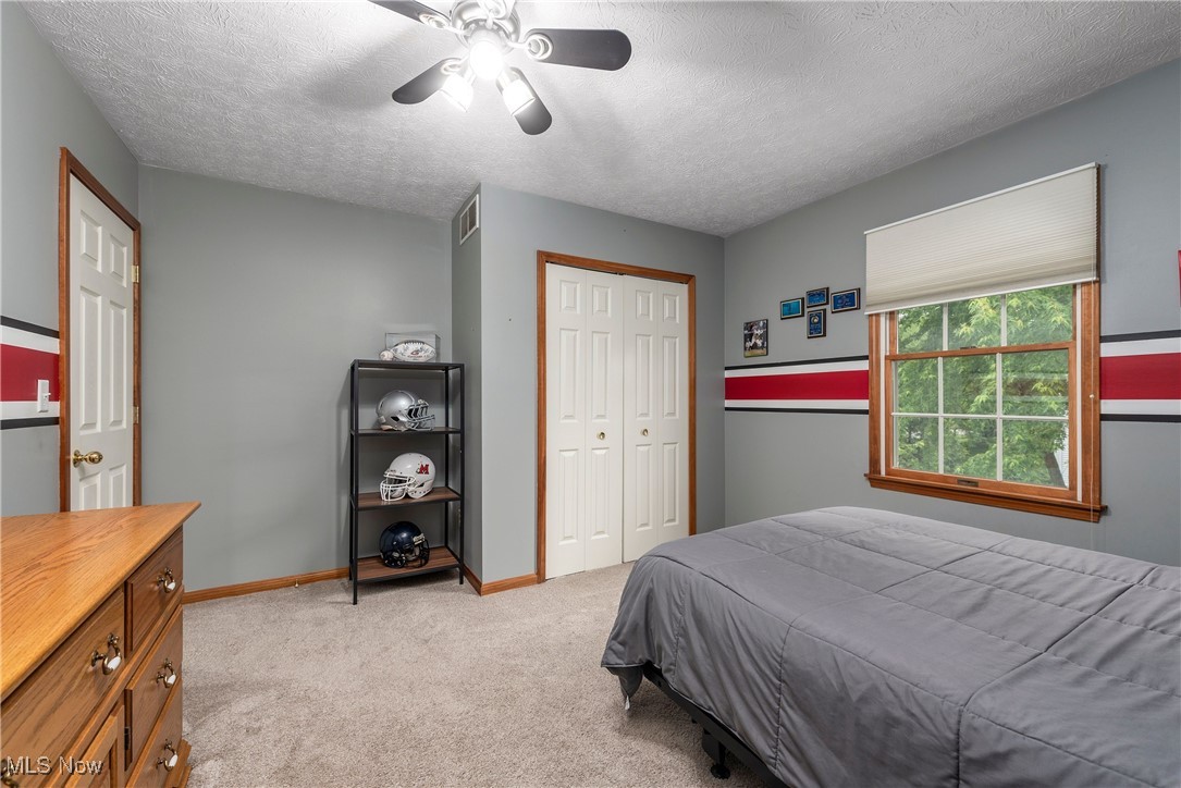 8373 Forest View Drive, Olmsted Falls, Ohio image 44