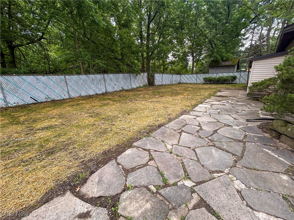 837 Pinecrest Road, Girard, Ohio image 23