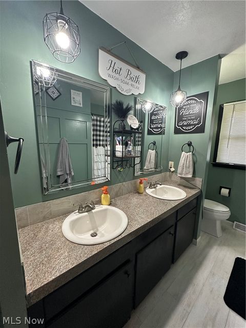 Tiny photo for 1745 E 3rd Street, Salem, OH 44460 (MLS # 5210501)