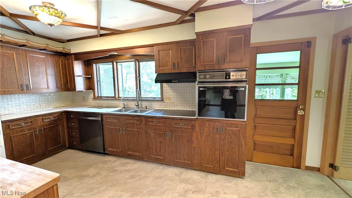 1628 Squaw Court, Girard, Ohio image 10