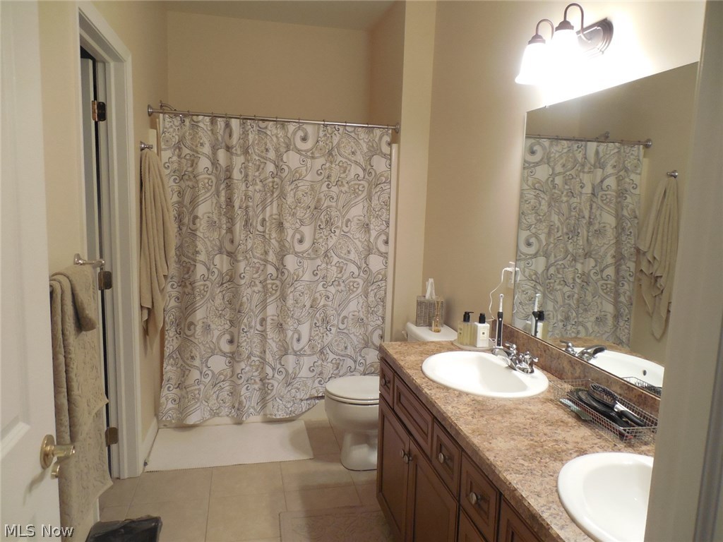 Bradford Greene Condos - Residential