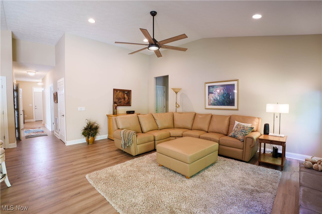 6696 Amber Way, North Ridgeville, Ohio image 4