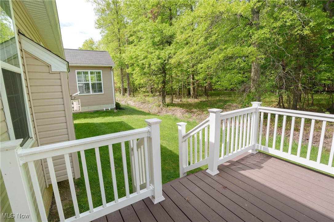 6696 Amber Way, North Ridgeville, Ohio image 2