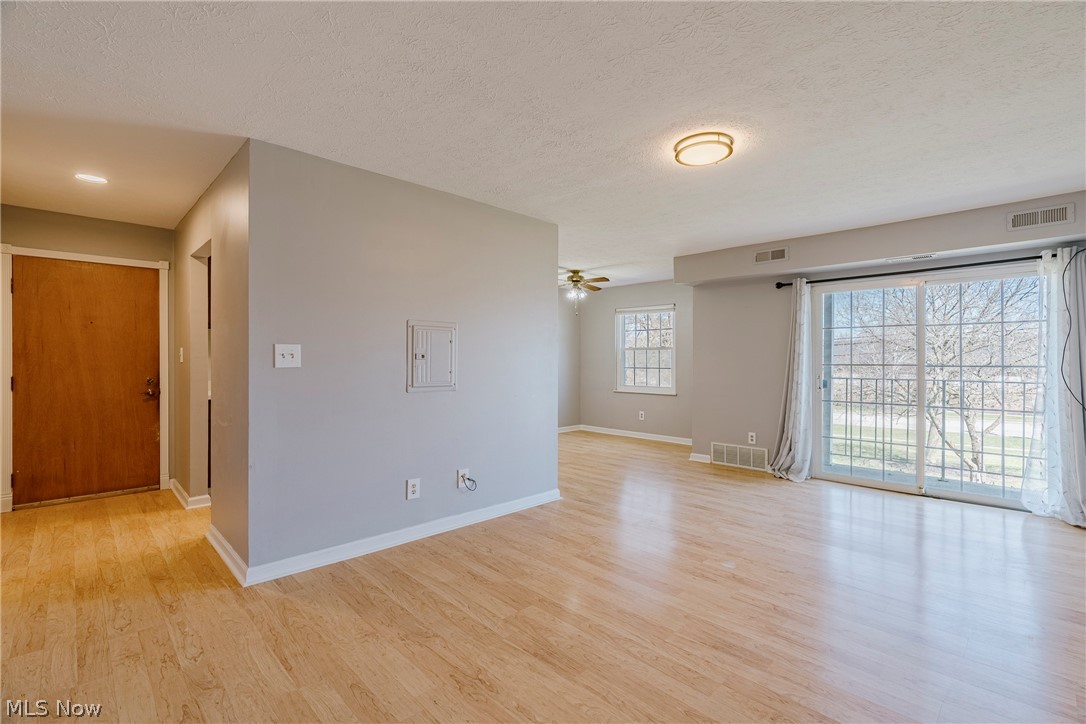 Rolling Meadows Condo - Residential