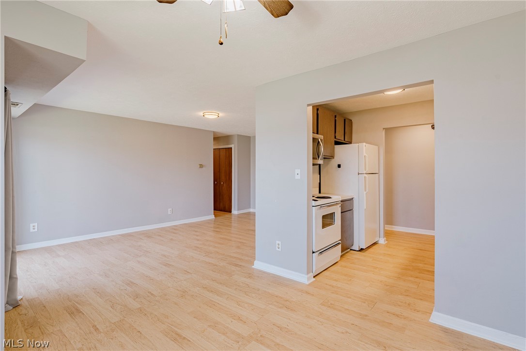 Rolling Meadows Condo - Residential