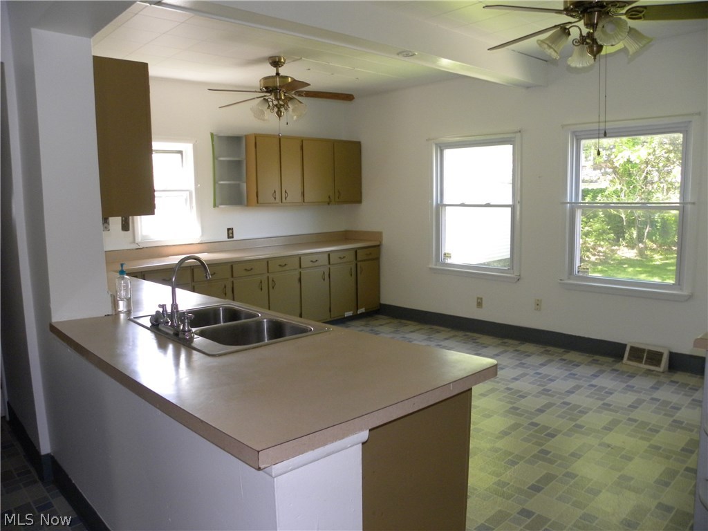 Lakewood Realty Cos Lakewood - Residential