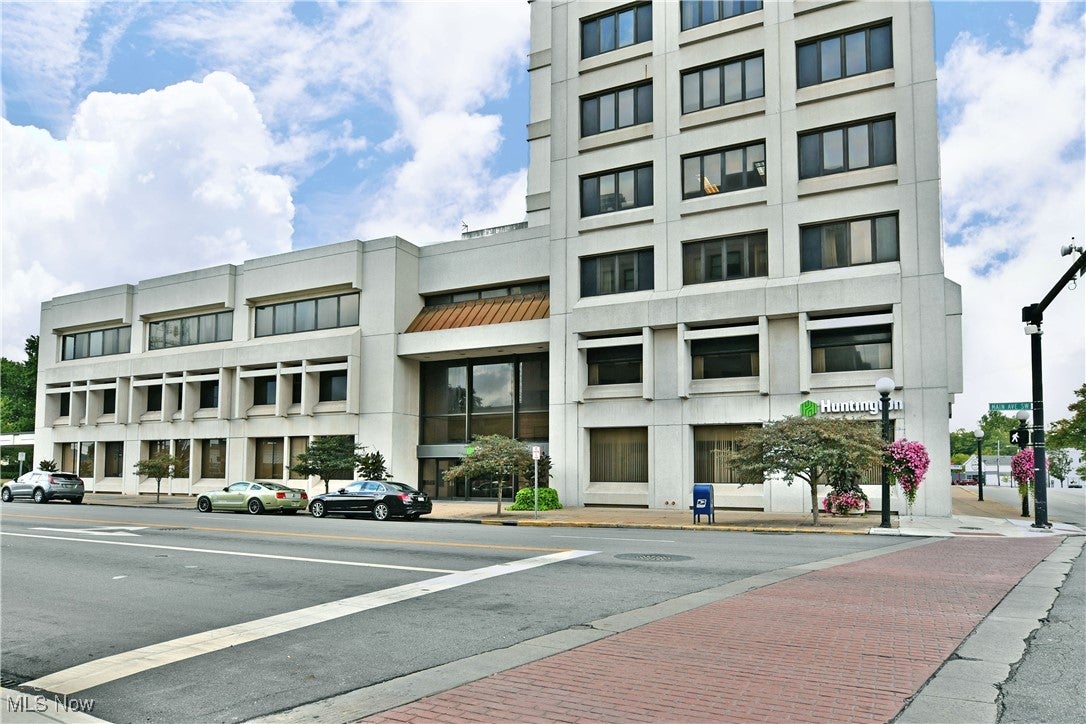 108 Main Avenue SW