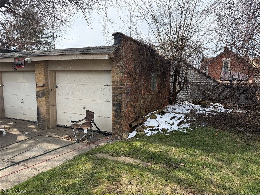 Photo of 3224 W 32nd Street, Cleveland, OH 44109 (MLS # 5205968)