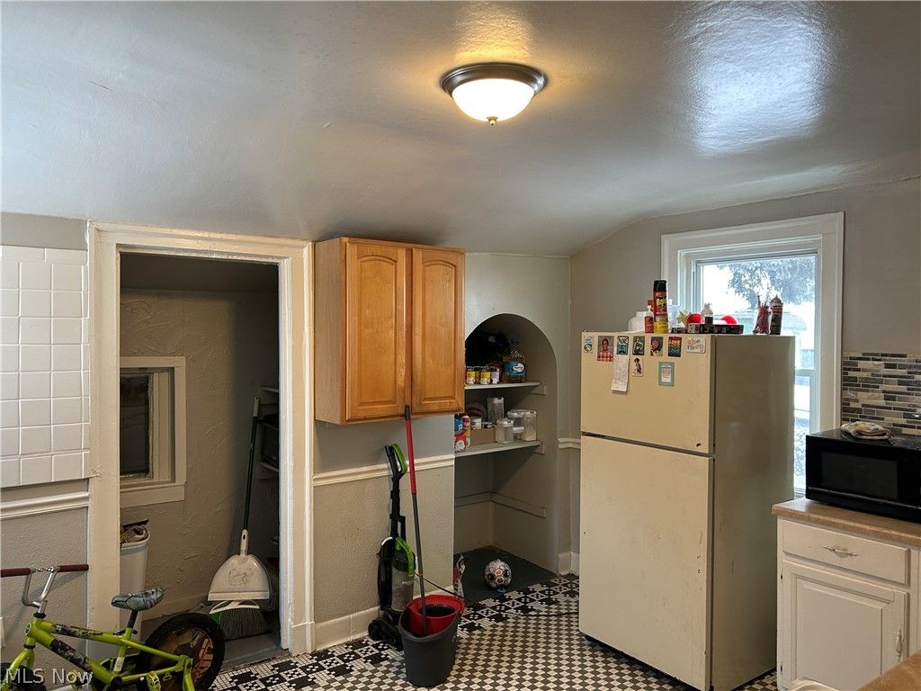Photo of 3224 W 32nd Street, Cleveland, OH 44109 (MLS # 5205968)