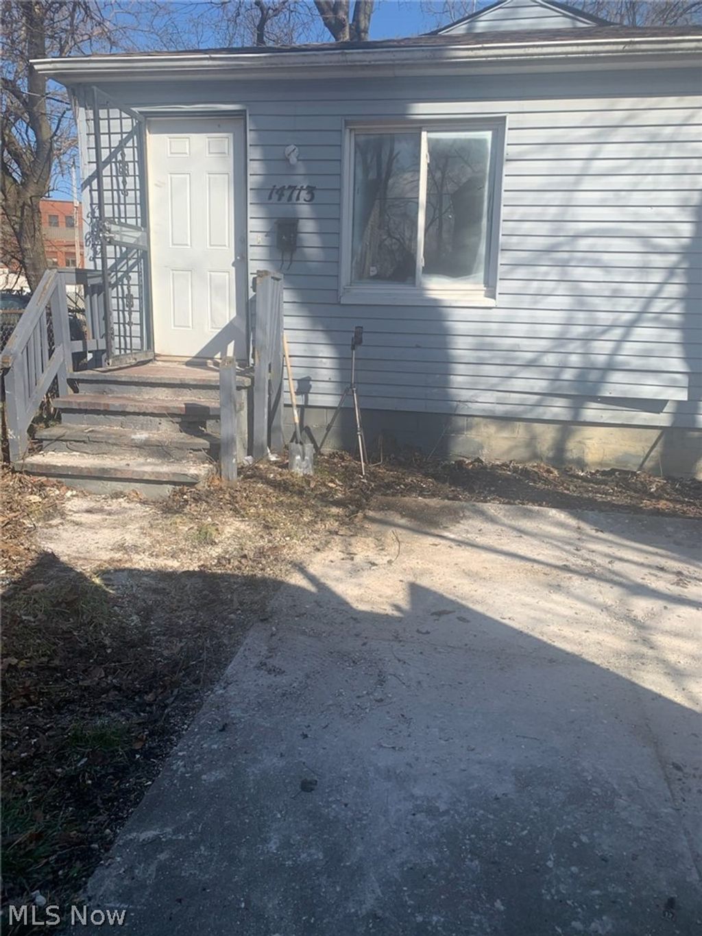 Photo of 14713 Pepper Avenue, Cleveland, OH 44110 (MLS # 5202611)