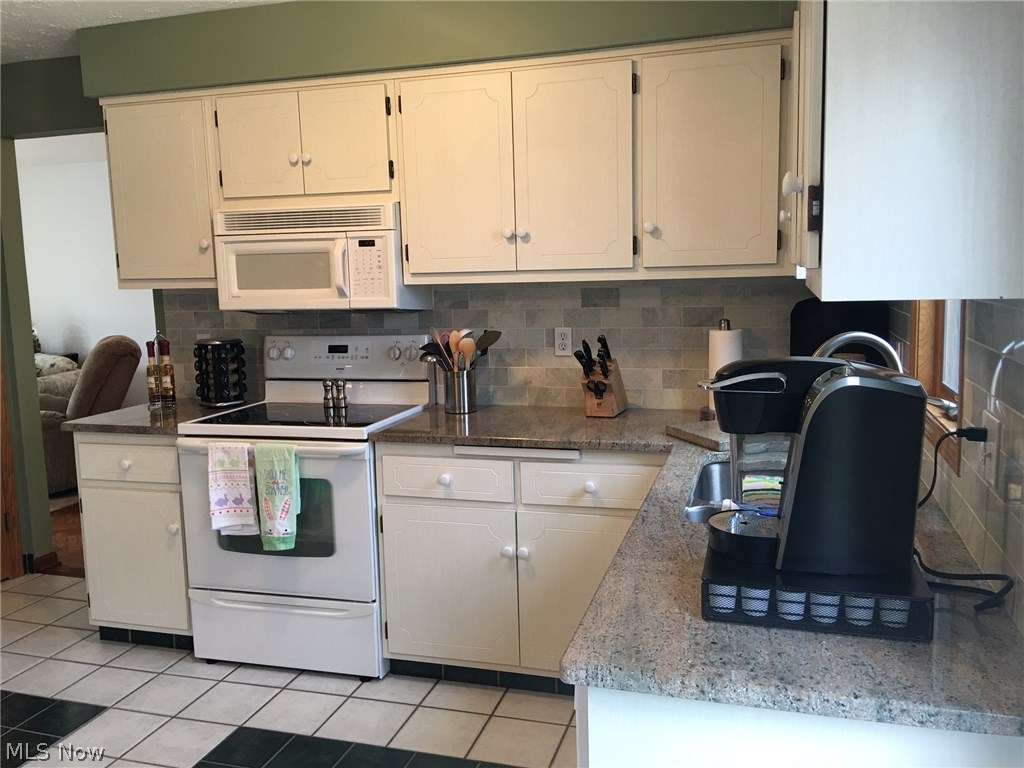 Echo Lake 03 - Residential