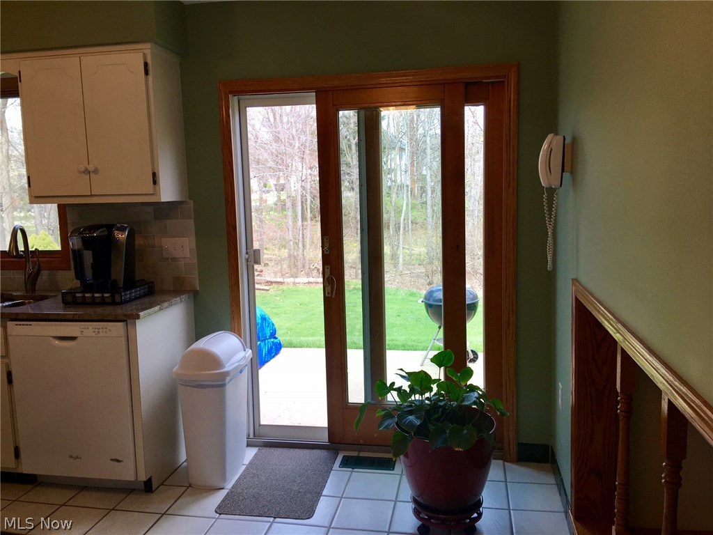 Echo Lake 03 - Residential