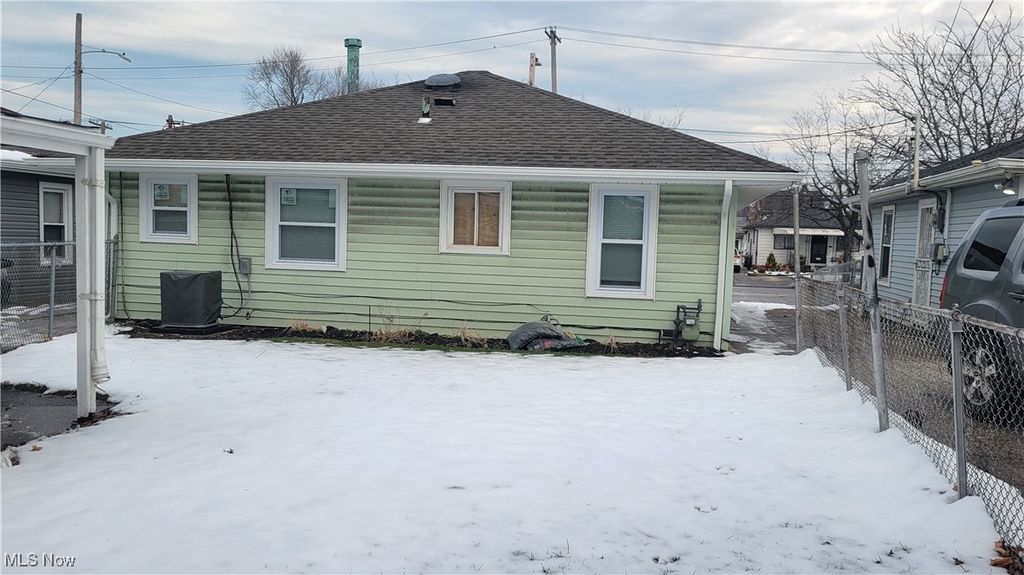 Photo of 3896 W 117th Street, Cleveland, OH 44111 (MLS # 5181169)