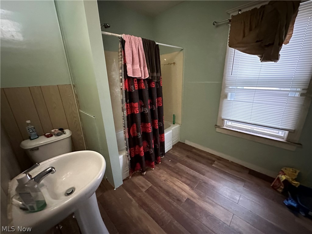 John V Waldecks 1st Add - Residential Income