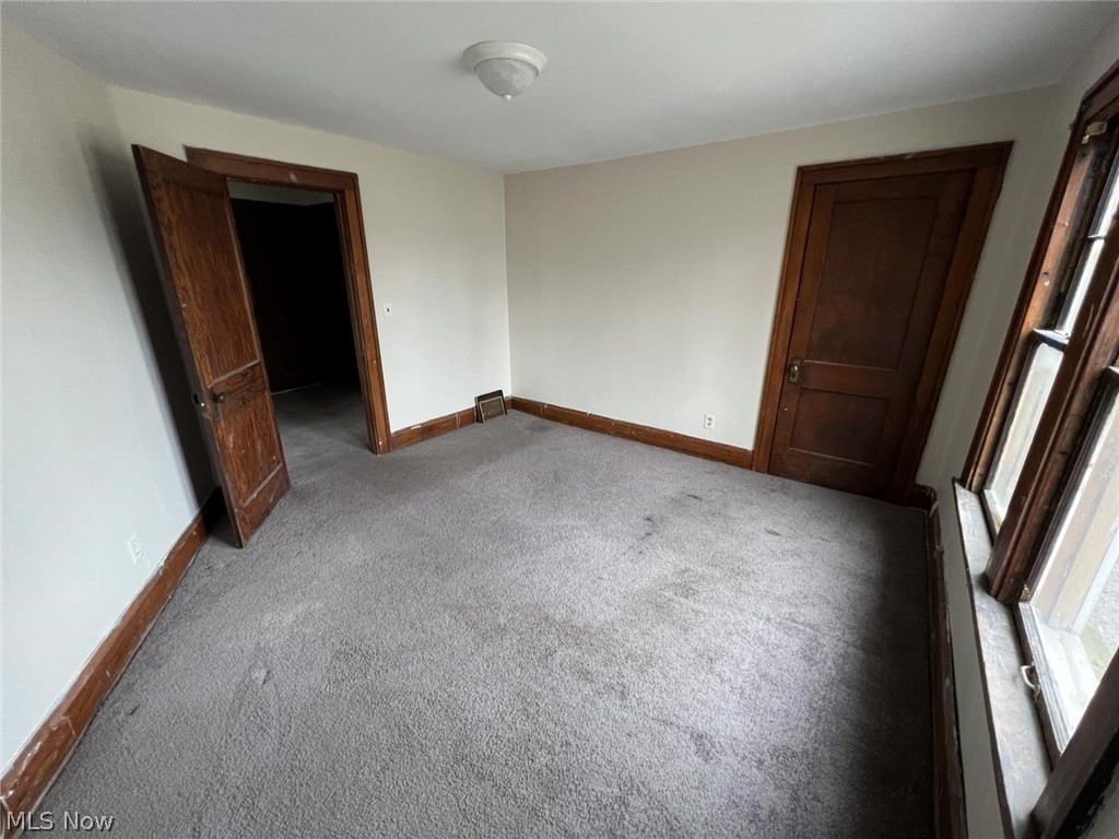 John V Waldecks 1st Add - Residential Income